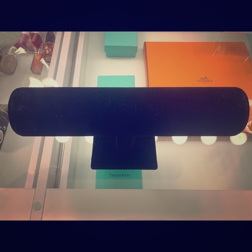 Suede Bracelet Holder